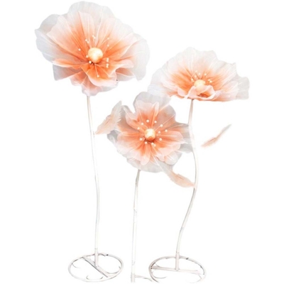 Conjunto personalizado de flores gigantes vermelhas feitas de espuma de PE para a exposição decorativa da festa de casamento