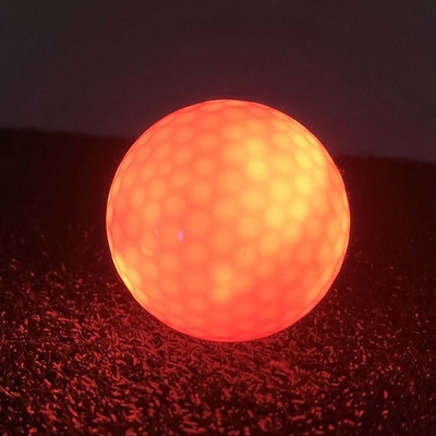 Copas de golfe coloridas para prática esportiva